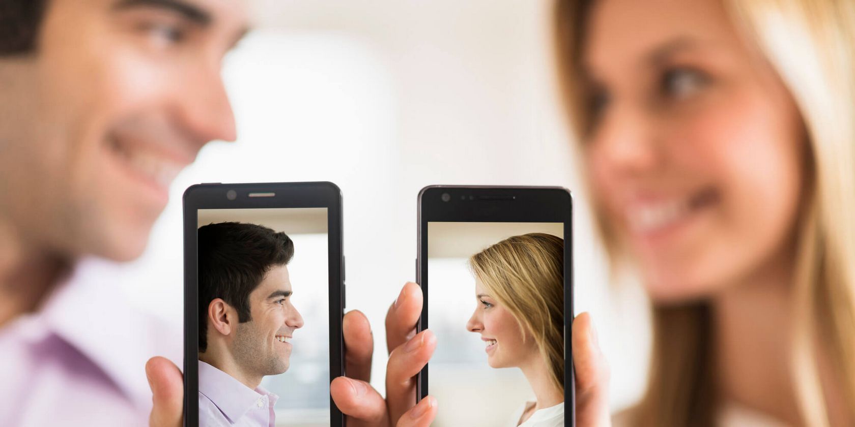 Alonadate: A Modern Method to Online Dating